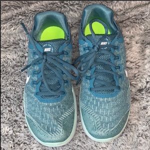 💗Youth Nike Free RN 6.5💗